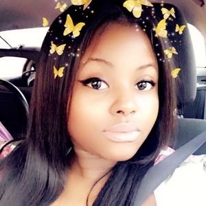 Meet your Posher, Laquita